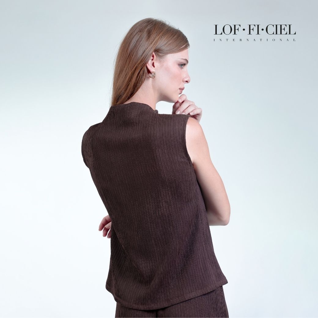 FD29DW (5) เสื้อคอตั้งผู้หญิง ด้านหลัง คอปีน ทรงเข้ารูป สีน้ำตาล LOF-FI-CIEL