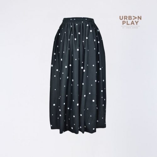 กระโปรงบอลลูน ตัวยาว ผ้าตาข่าย ลายจุดขาว สีดำ URBAN PLAY