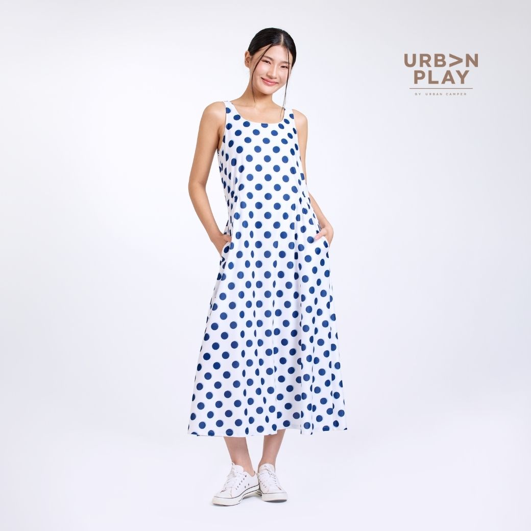 ND1GWH (2) เดรสแขนกุด คอกว้าง ผ้าตาข่าย ลายจุดกรมท่า สีขาว URBAN PLAY